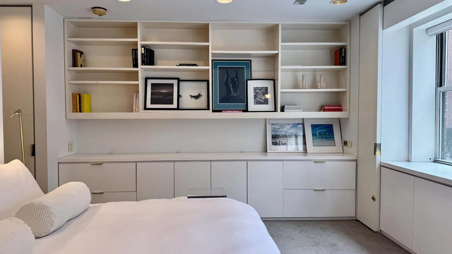 Private Beautiful Townhome W Zen Garden New York