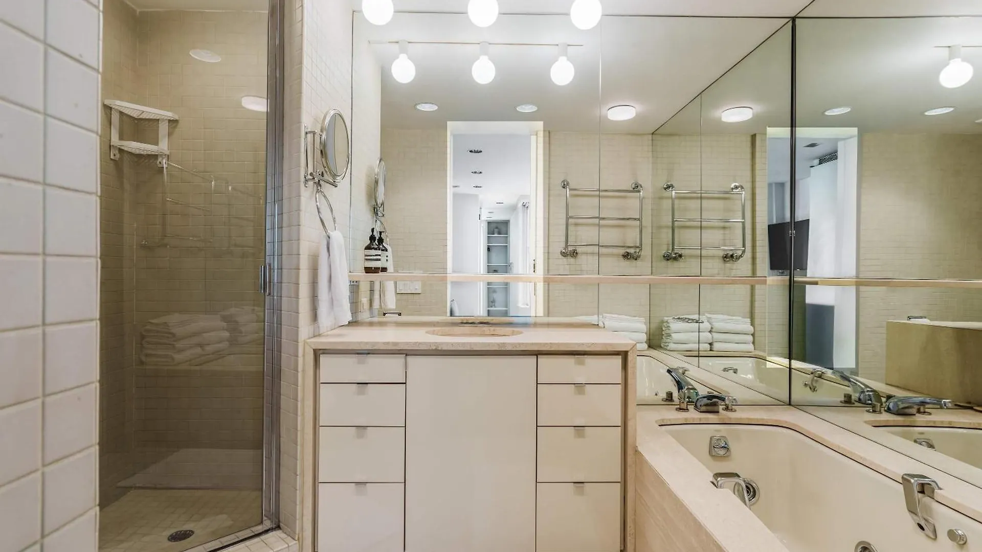Private Beautiful Townhome W Zen Garden Νέα Υόρκη Σπίτι διακοπών